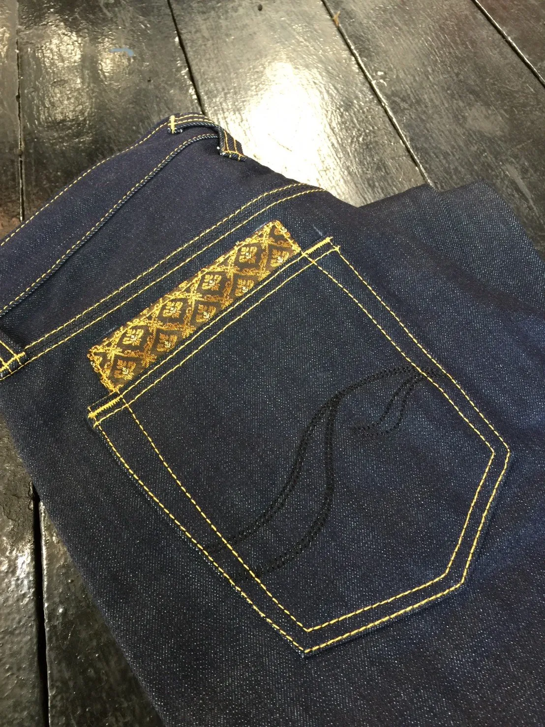 THE OLIFANT DENIM (LOT : ภูษา)