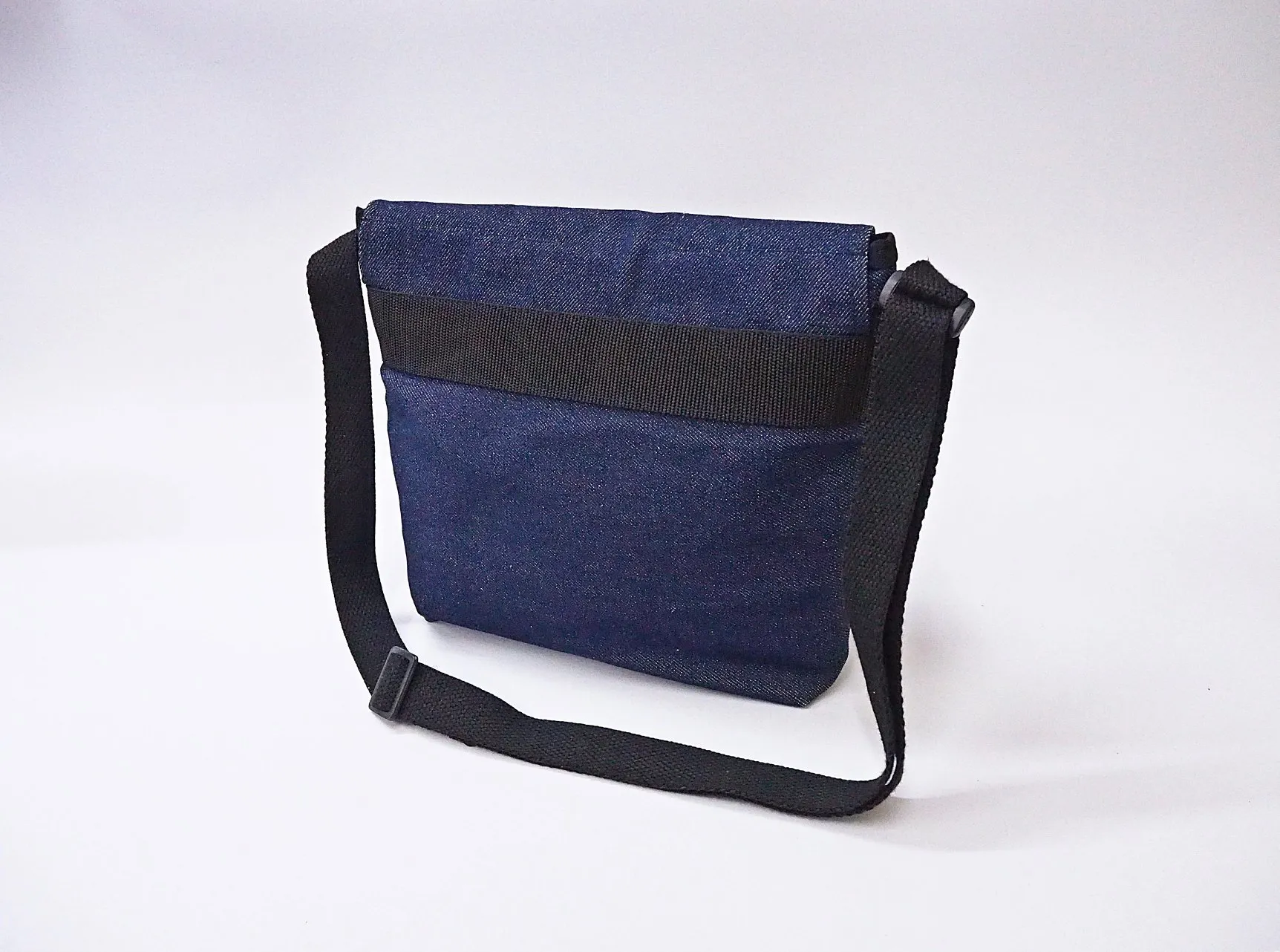 olf urbanbag LOT : 8